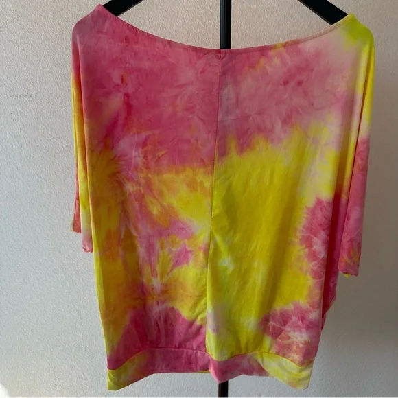 White Birch Tie-Dye Pink and Yellow Short Sleeve Top Medium - Picture 2 of 10